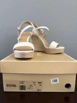 Michael Kors Jill Leather Wedge Sandals – Size 6M – Optic White