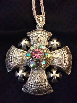 935 silver pendant an chain