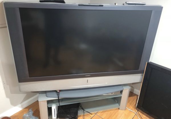 Sony 68 Inch Tv Wega Needs Bulb Lamp To Work For Sale In Elmont