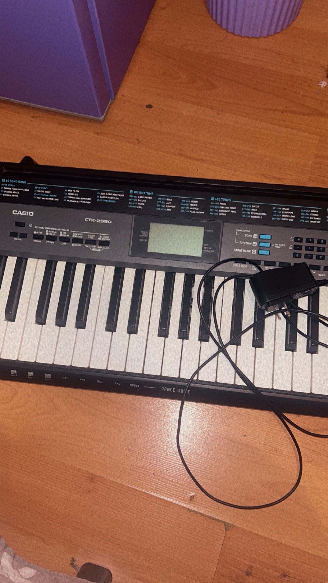 Casio CTK-2550 Keyboard (Not Working) + Stand - M