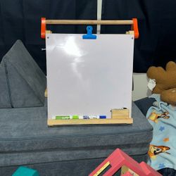 Kids Tabletop Easel 