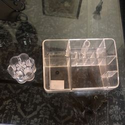 Make Up Container 