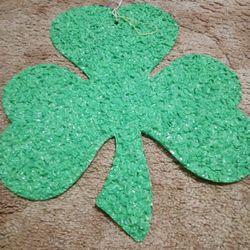Vintage Popcorn Shamrock 