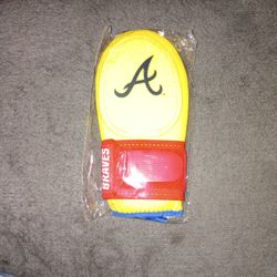 Atlanta Braves Youth Sliding Mitt