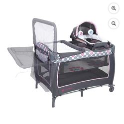 Baby Play Pen / Changing Table