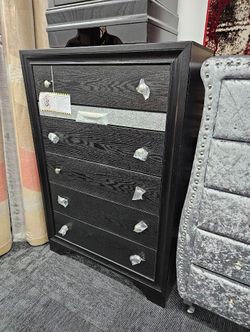 New box B4670 REGATA black color chest and jewelry drawer