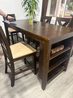 Table with chairs