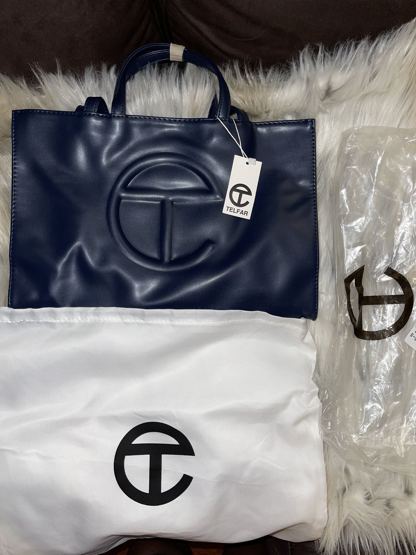 Telfar Shopping Bag 