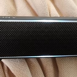 SONY SRS-XB21 EXTRA BASS Speaker Portable Handheld Loud Sound Music 