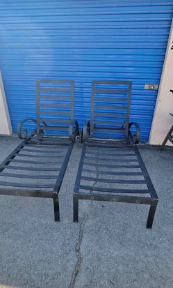 Patio Pool Chairs/ Lounge Chairs/ Chains Lounges