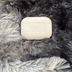 Apple Airpods Pro (2nd Gen) MINT + apple warranty 