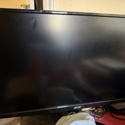 2 Acer Monitors And USB Display Docking Station