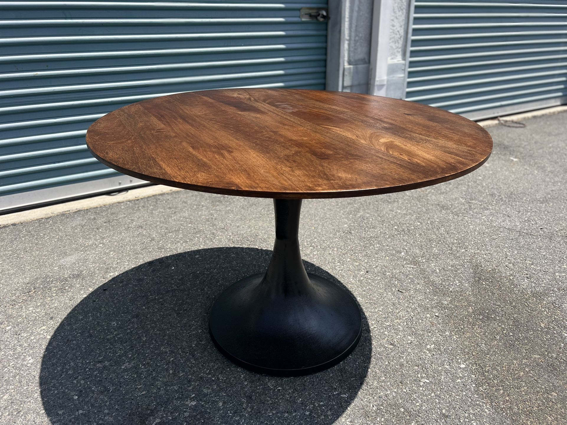 West Elm Tulip Pedestal Dining Table Round Raw Mango