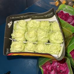 TODAY SPECIAL: 12 Roses For $6