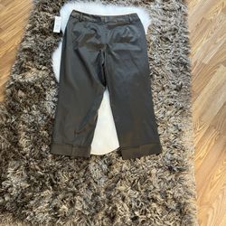 Women’s Capri Pants. Ingredients, Olive. Size 8. Satin. New with Tags.