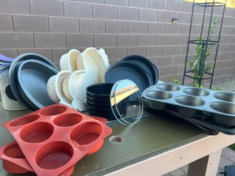 Complete Baking Bundle Set - Cake Pans, Silicone Molds & Muffin Tins