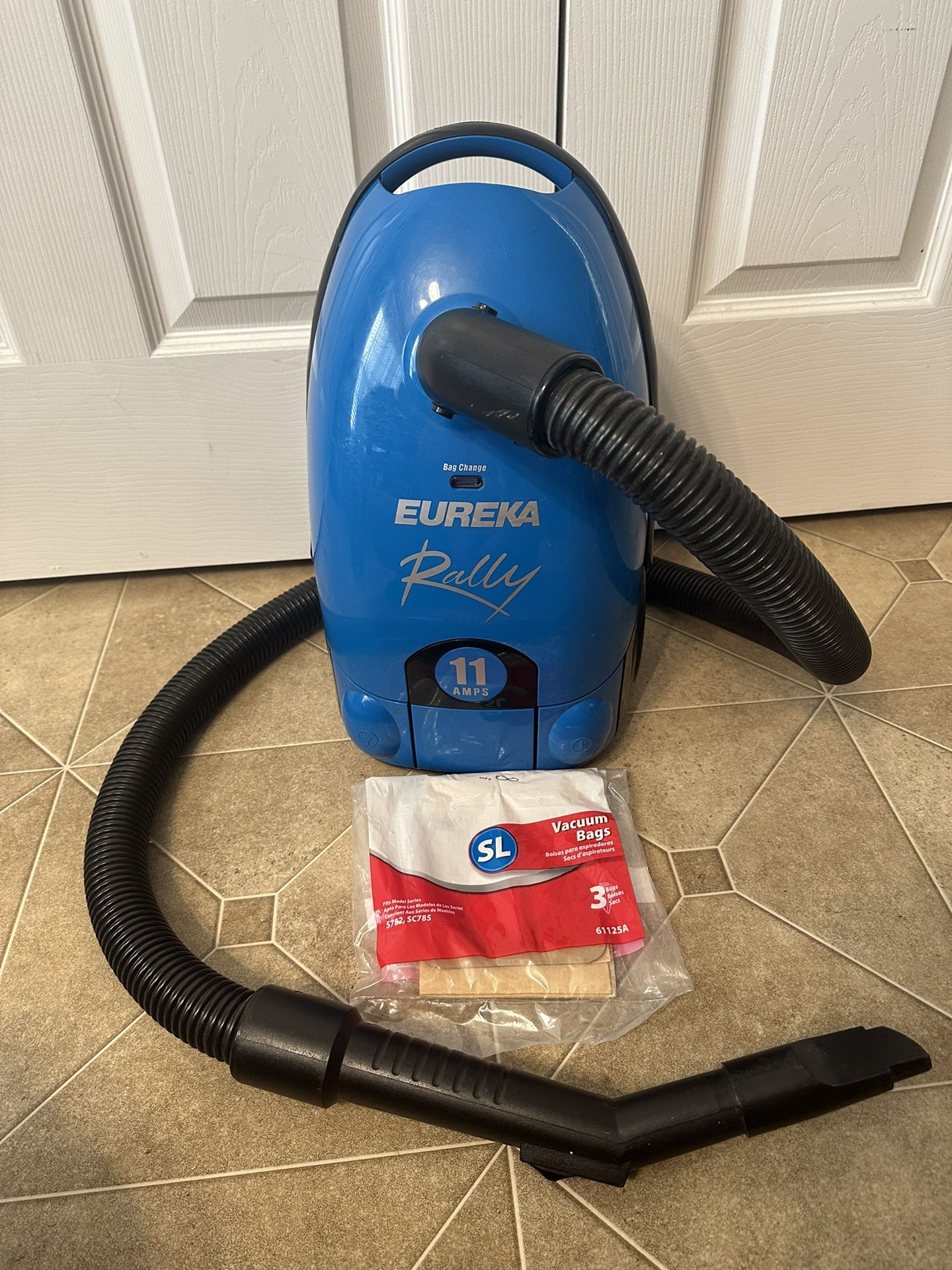 Eureka Rally 972 Canister Vacuum With Hose & Nozzle Attachment- w/ Bags -Blue