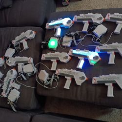 Laser X Set 20 pc Blasters Laser Tag Gaming Set Kids Toy Tested

Used condition
12 wired blasters to receiver
8 wireless blasters
All types of blaster