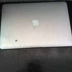 Macbook air 2013 2GB 