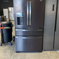 Whirlpool four-door refrigerator FC7Z