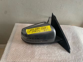 2015-2020 Mercedes Benz GLA right door mirror