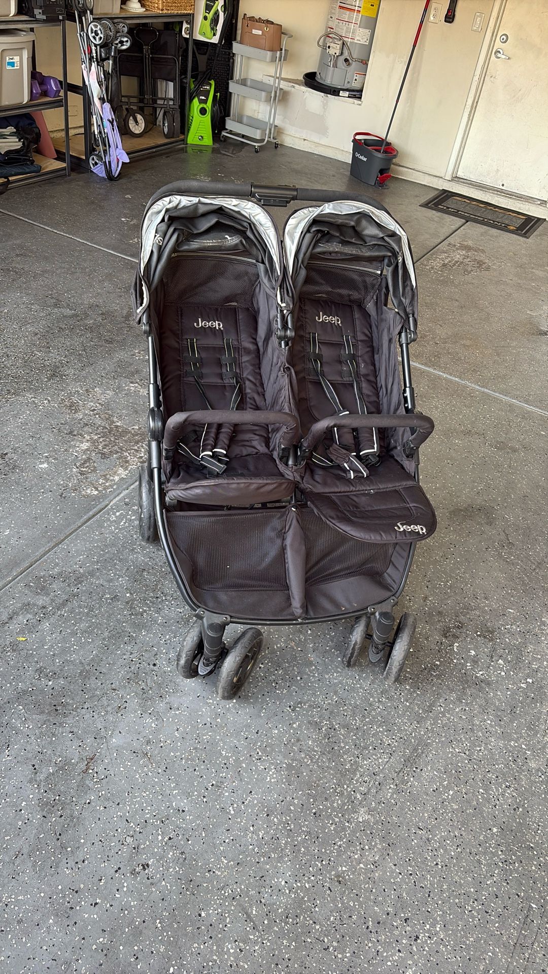 Double stroller Jeep