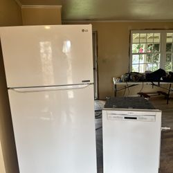 LG Refrigerator + Bosch Dishwasher – Both Work Great (Remodel Sale)