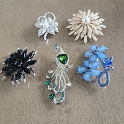 Brooches 