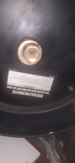 central pneumatic air hose reel