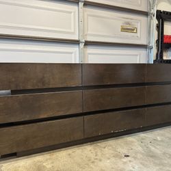 9-Drawer Dresser
