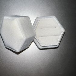 Ring Box 