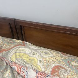 2 twin Bed Combined To A king Bed With 2 Solid Wood Night Stand Bedroom Set 