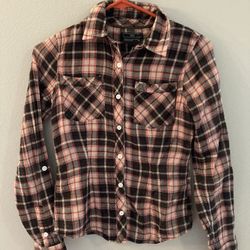 Women’s Button Up 