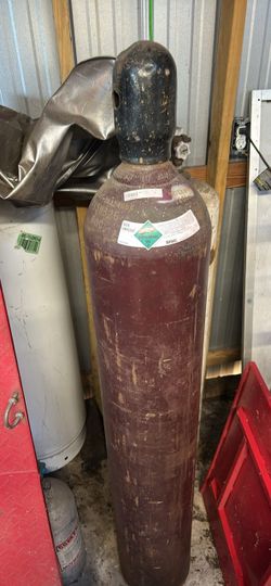 Airgas Argon Compressed Gas Cylinder Tank
