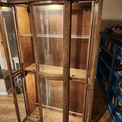 China Cabinet With Lighting