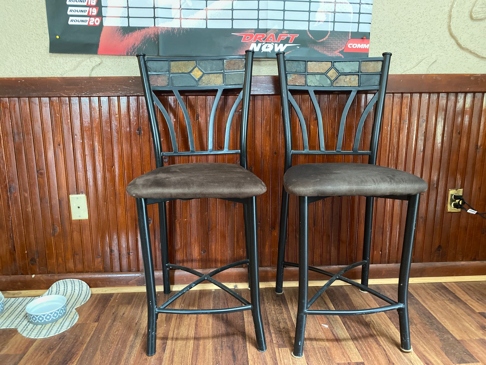 Bar/table stools