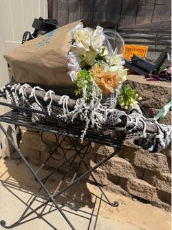 Free living room items