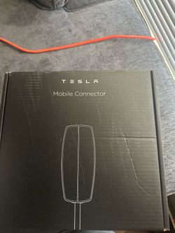 Tesla mobile connector