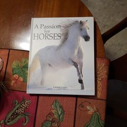 Horse Beautifully Illustrated Book
