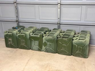 German Military Bundeswehr Bellino Jerry Can in RAL6031