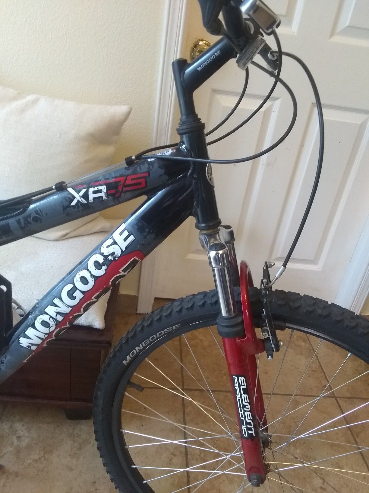 Mongoose xr 75 outlet element racing