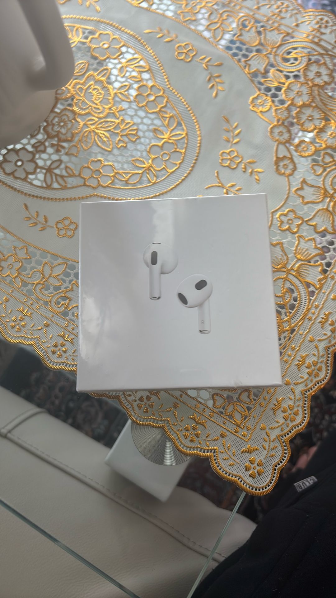 AirPod Gen 3