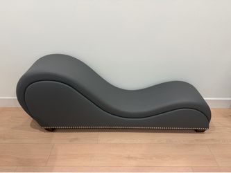 Tantra Chair