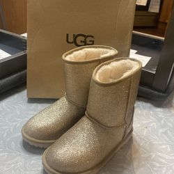 UGG KID CLASSIC