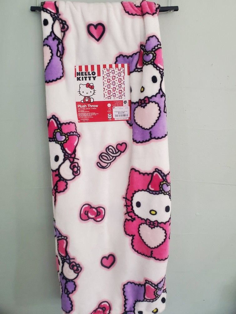 Bnwt Hello Kitty Valentines Blanket