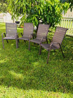 4 patio or garden chairs