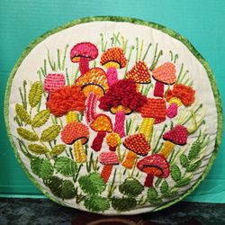 Vintage Mashrooms Needlework Velvet Green Back