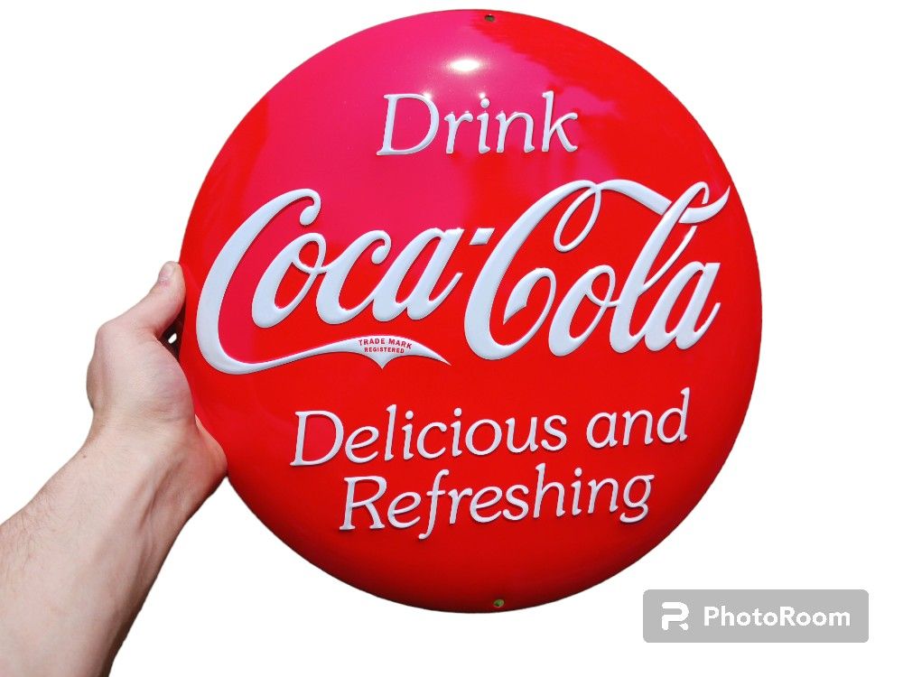 Coca-Cola Embossed Button Sign - 16-inch
Description:
Up for sale is a classic reproduction Coca-Cola embossed button sig