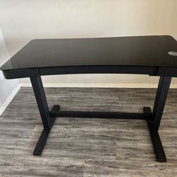 Tresanti Coastal Adjustable Height Desk