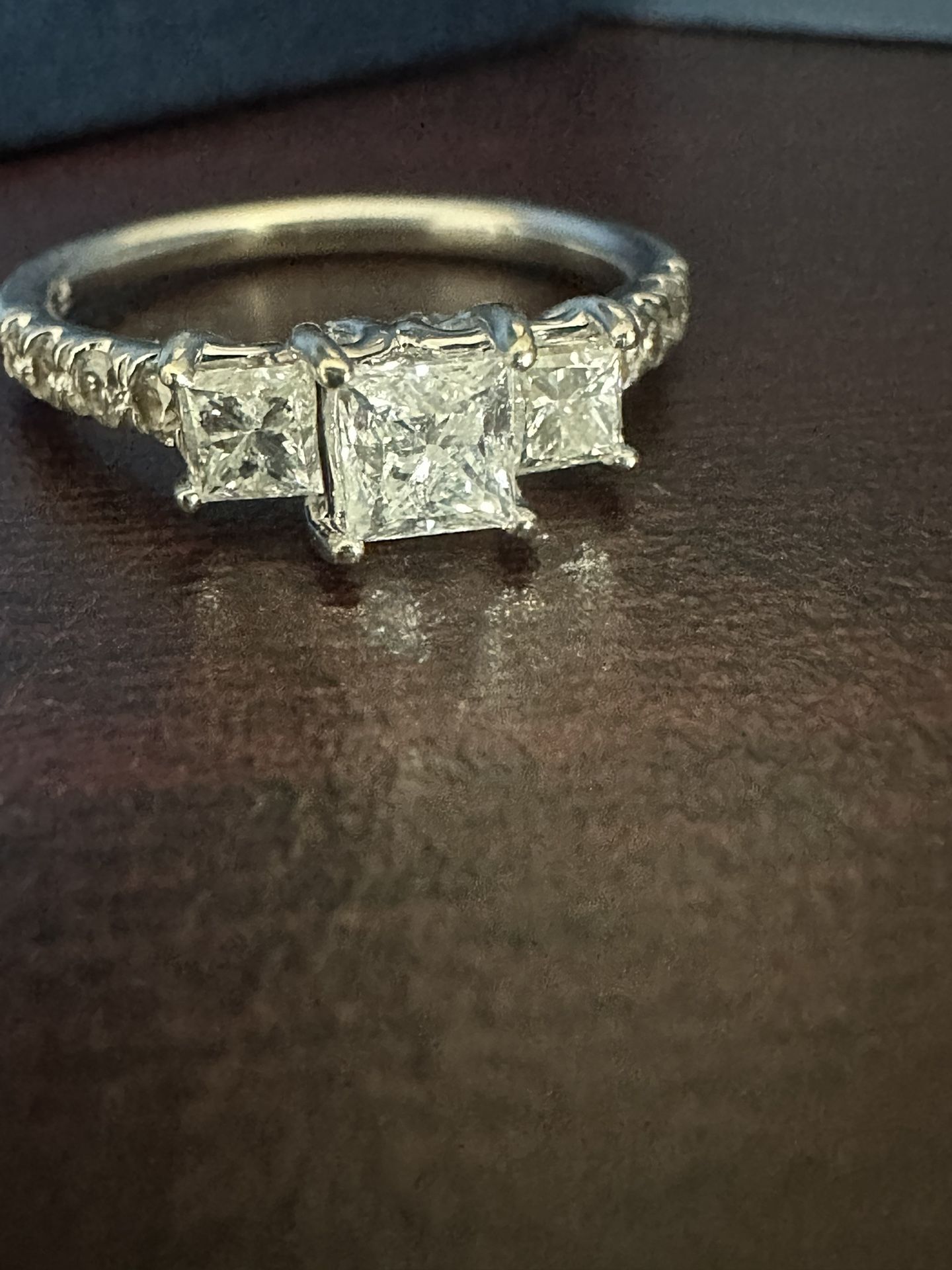 1.25 ct Diamond Engagement ring- With warranty
